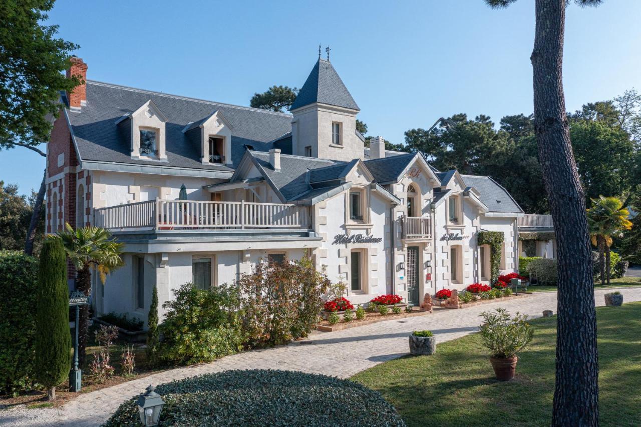 Hôtel The Originals Résidence de Rohan  Vaux-sur-Mer Esterno foto