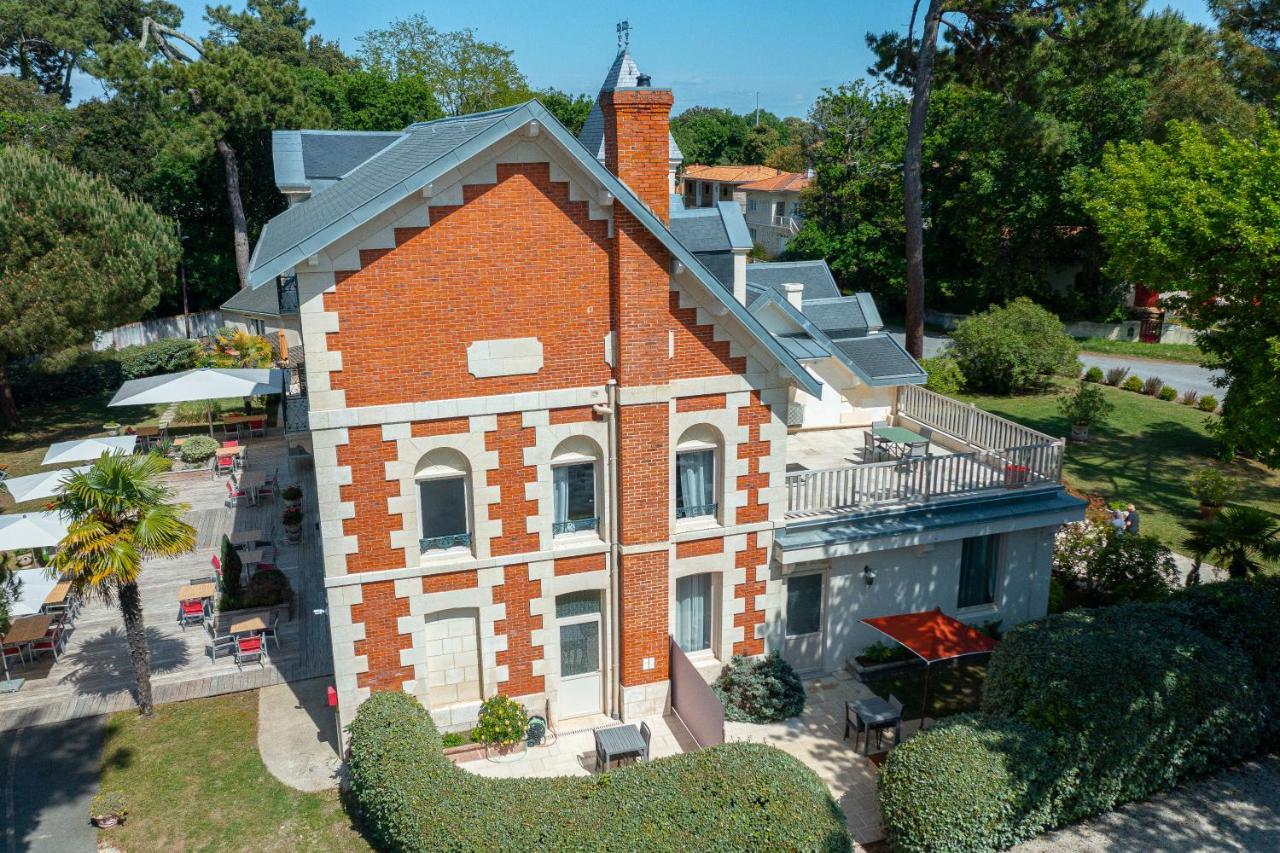 Hôtel The Originals Résidence de Rohan  Vaux-sur-Mer Esterno foto